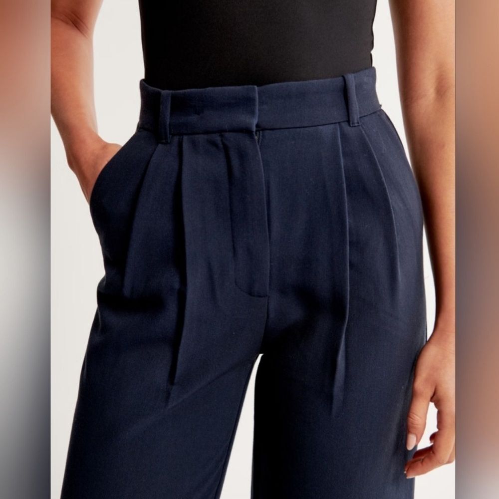 Abercrombie & Fitch Pleated Wide Leg Tailored Linen Blend Pants • size Med Short - Picture 2 of 7